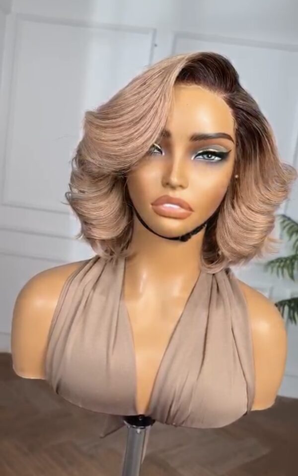 Miami Blonde - Image 2